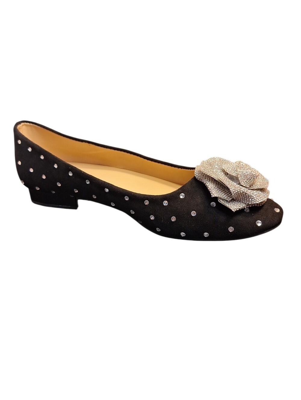 NIB Rouge Rhinestone Rose Low Block Heel Pumps